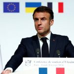 Macron does not rule out the use of ground troops