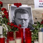 Should Navalny be replaced?