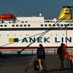 Strike paralyzes ferry traffic in Greece