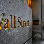 Wall Street without a clear line
